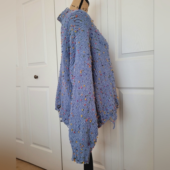 💙 POL Distressed Sweater - Picture 4 of 6